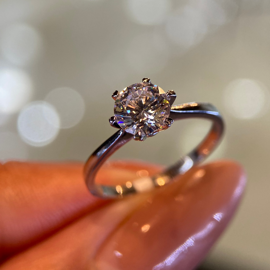Anillo de compromiso en oro