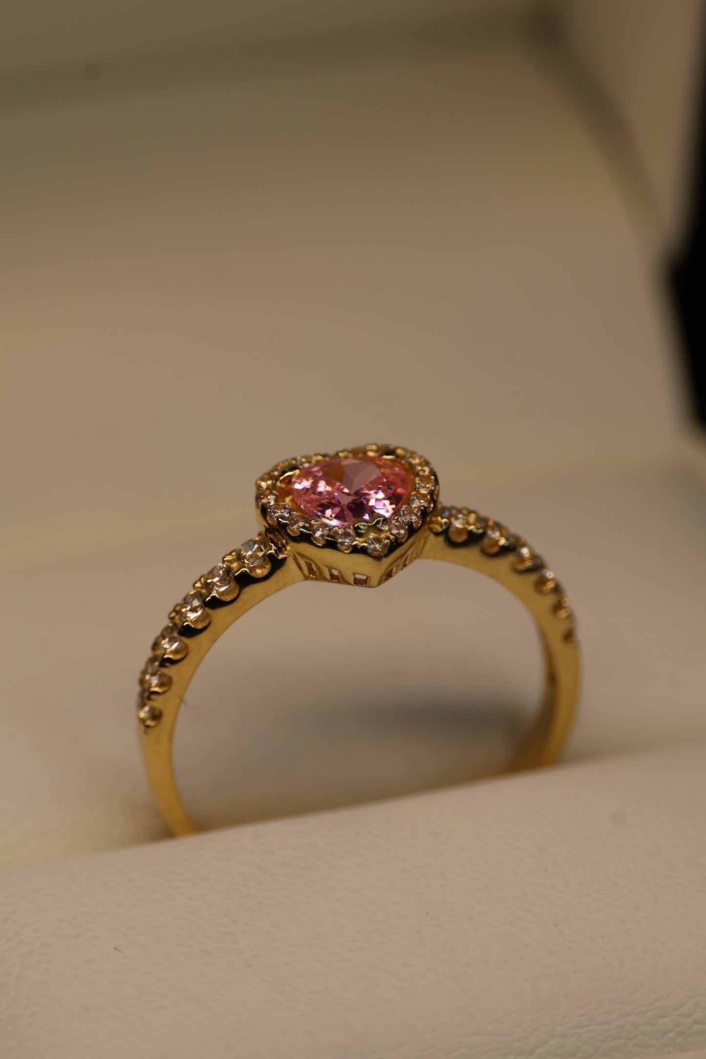 Anillo en Oro Amarillo 14k con Circonia Mod. 15910