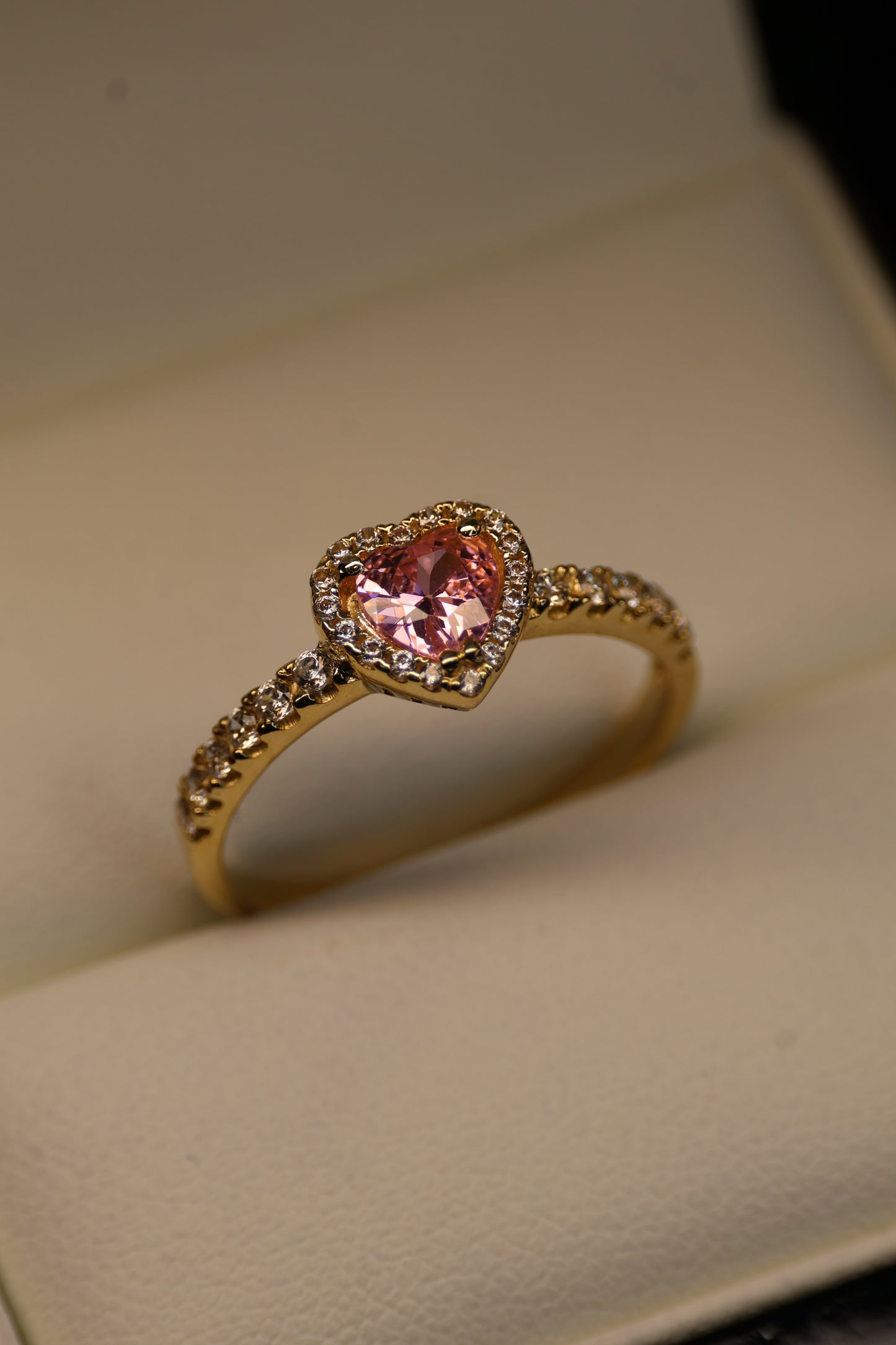 Anillo en Oro Amarillo 14k con Circonia Mod. 15910