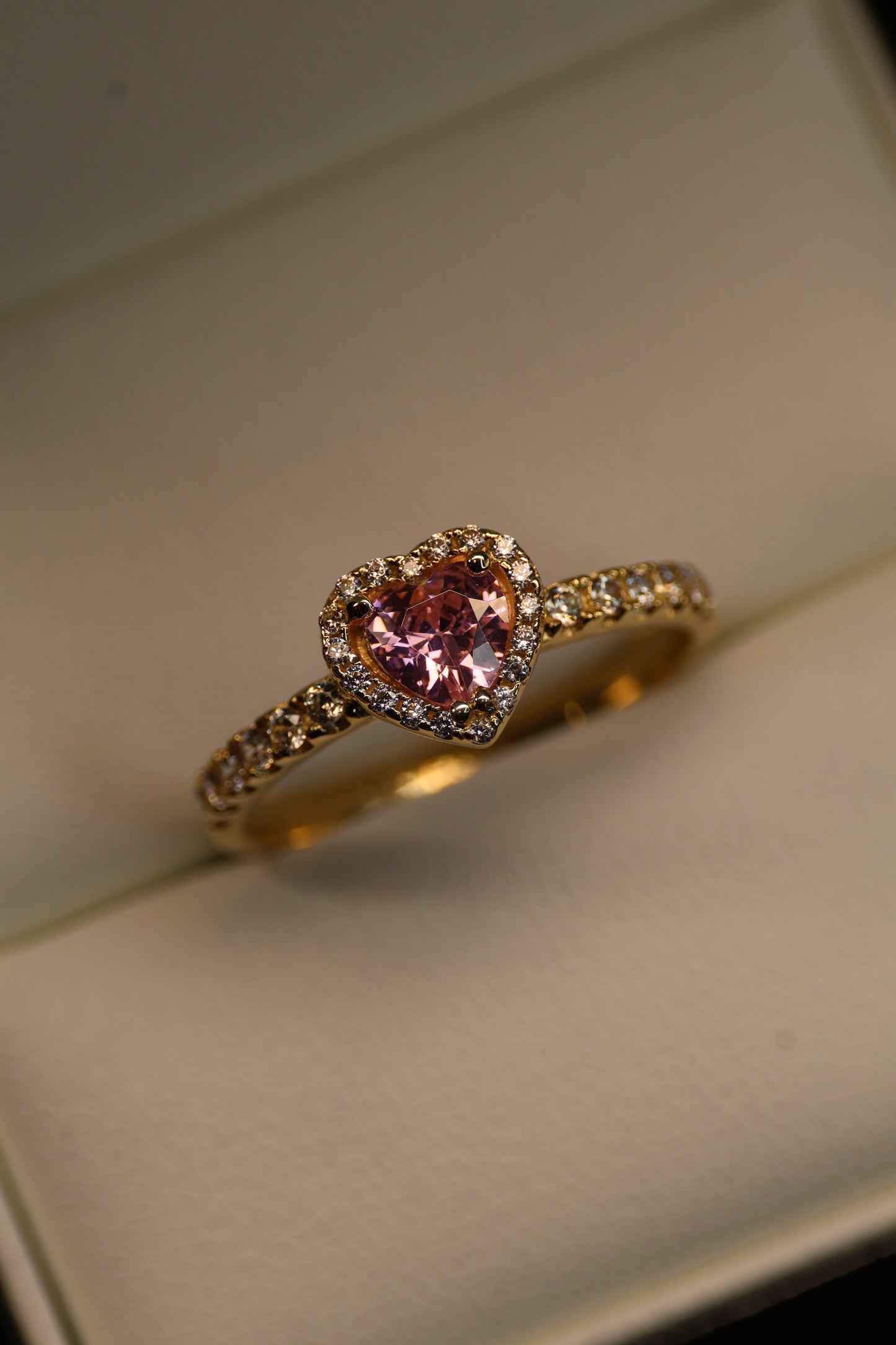 Anillo en Oro Amarillo 14k con Circonia Mod. 15910