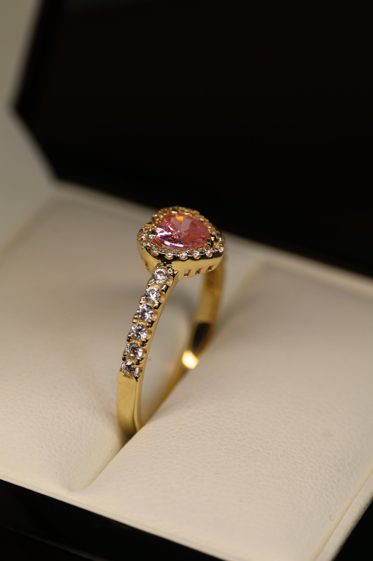 Anillo en Oro Amarillo 14k con Circonia Mod. 15910