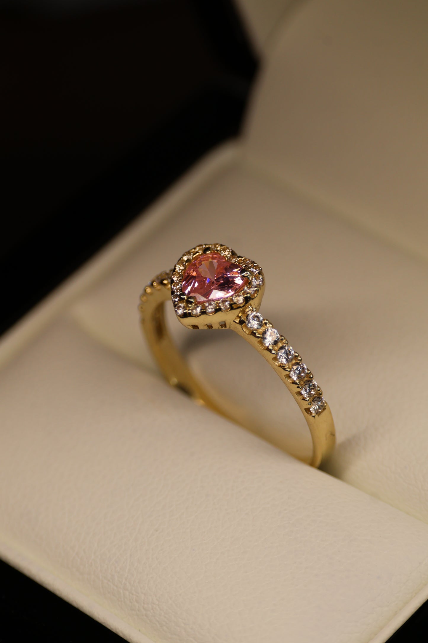 Anillo en Oro Amarillo 14k con Circonia Mod. 15910
