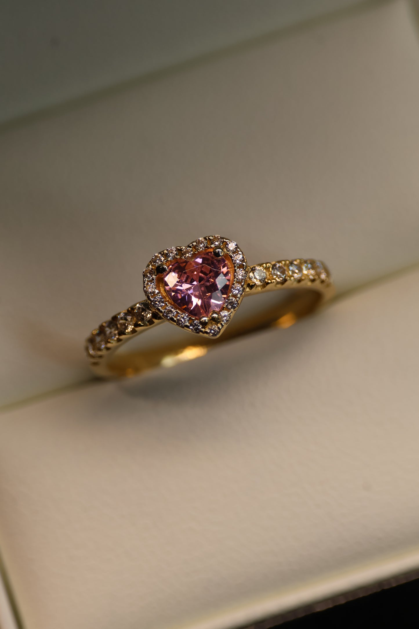 Anillo en Oro Amarillo 14k con Circonia Mod. 15910