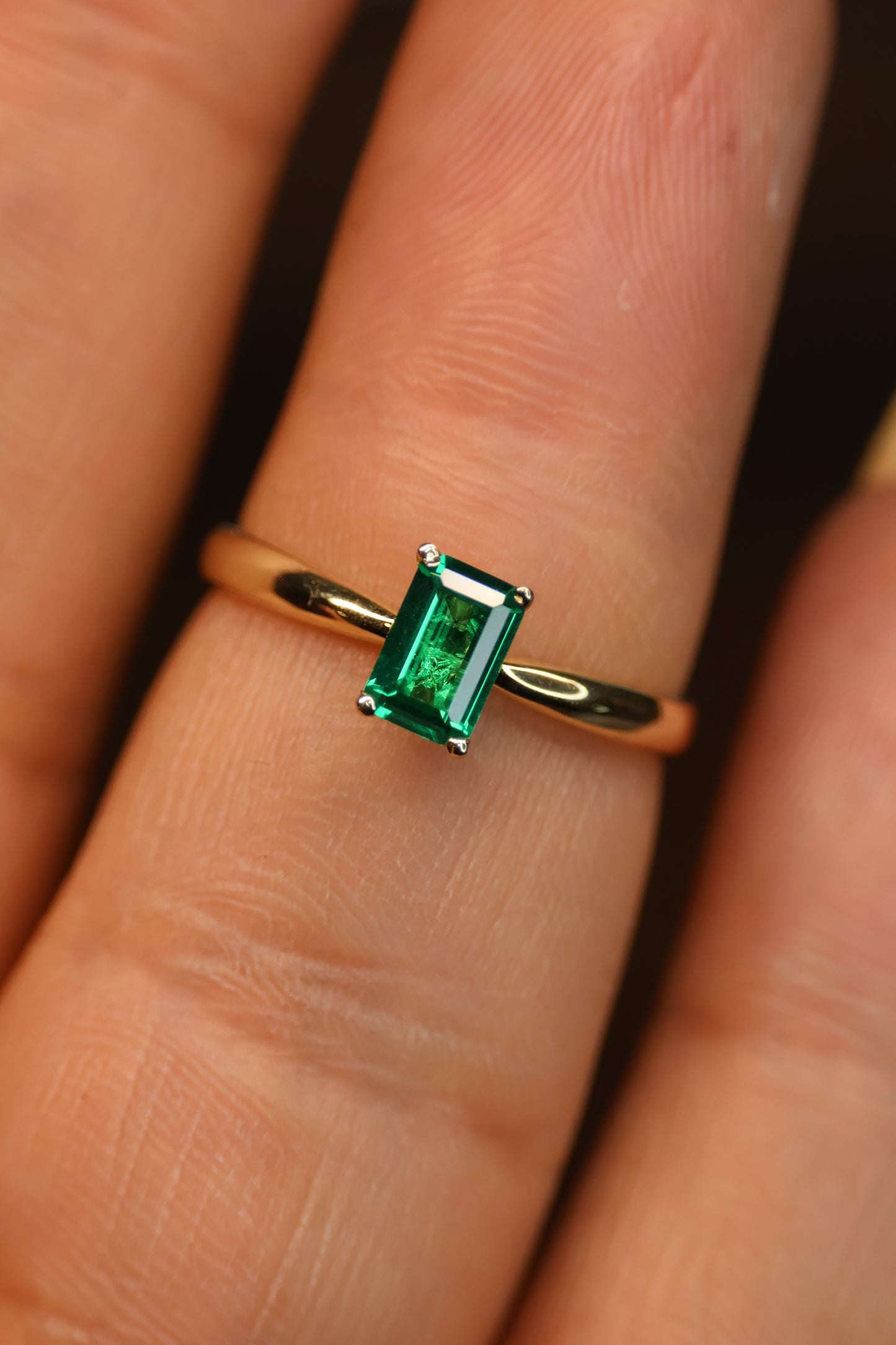 Anillo en Oro Amarillo 14k con Circonia Mod.15914