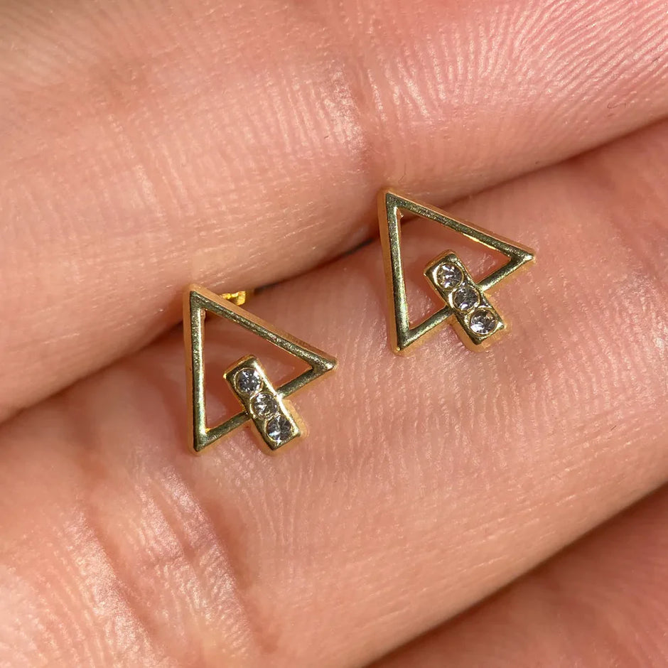 Broqueles Triangulo en Oro Amarillo 10k con Circonia Cod. BRO283 8mm