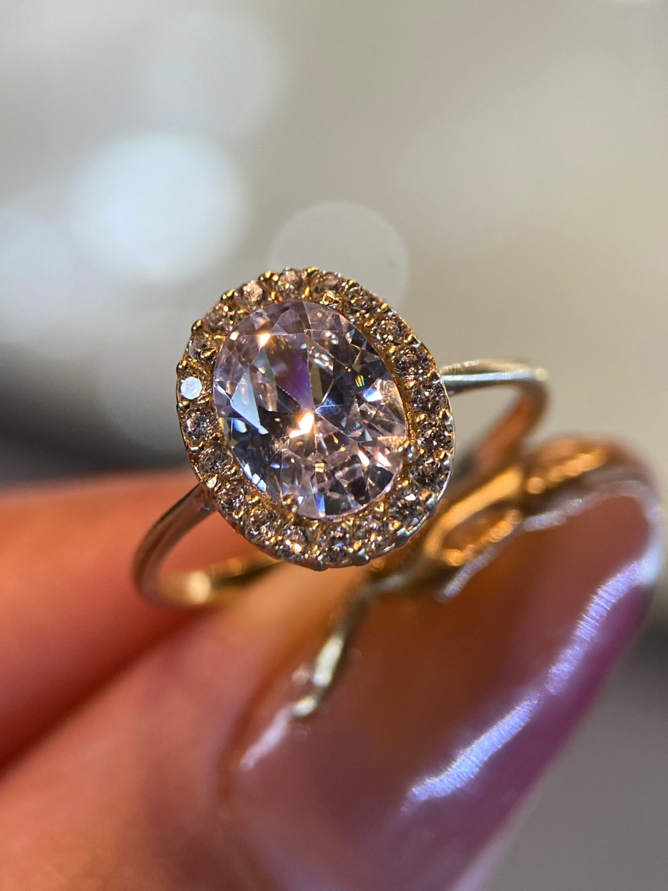 Anillo de compromiso en oro