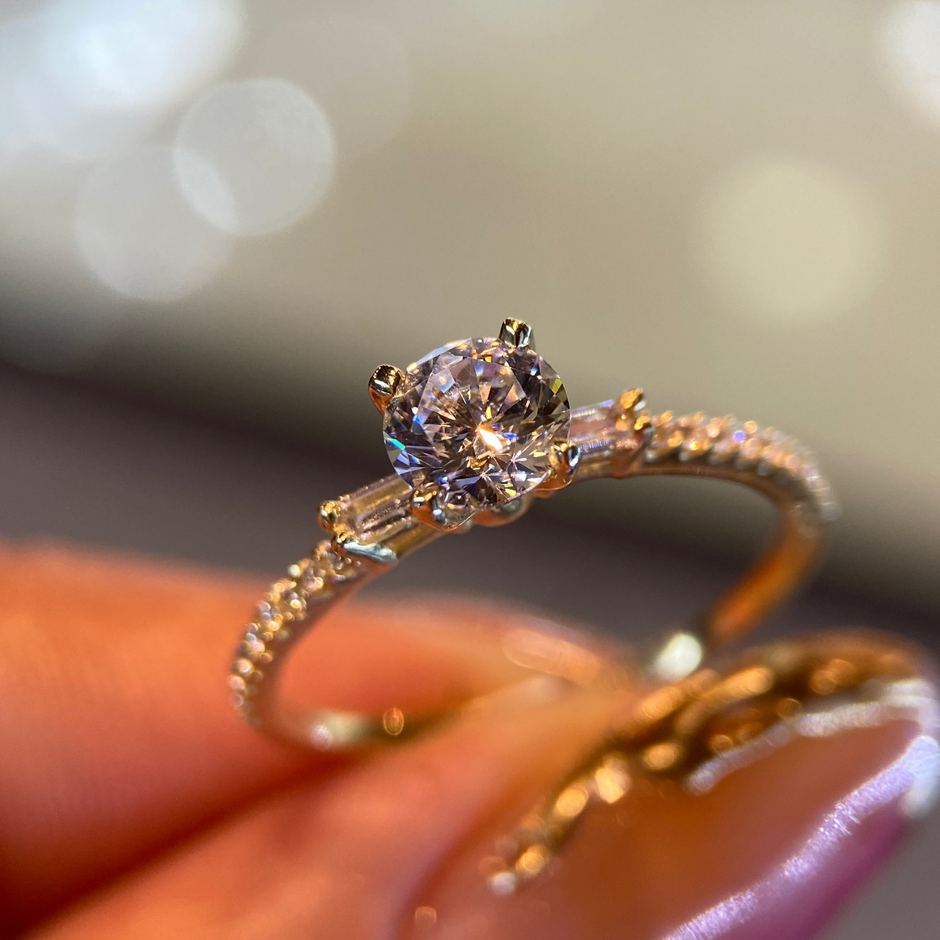 Anillo de compromiso en oro