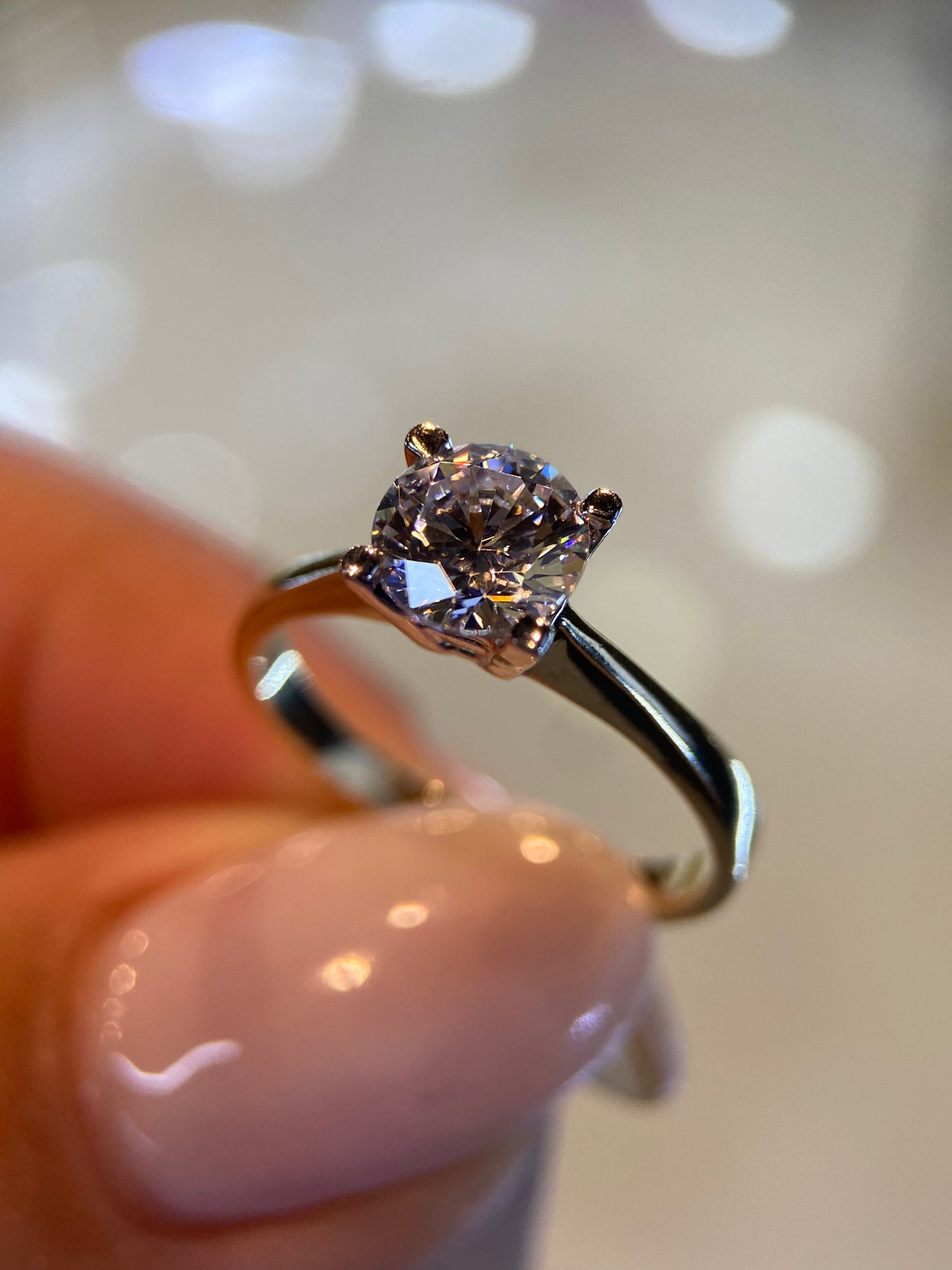 Anillo Abril en Oro Amarillo 14k Mod. 15882