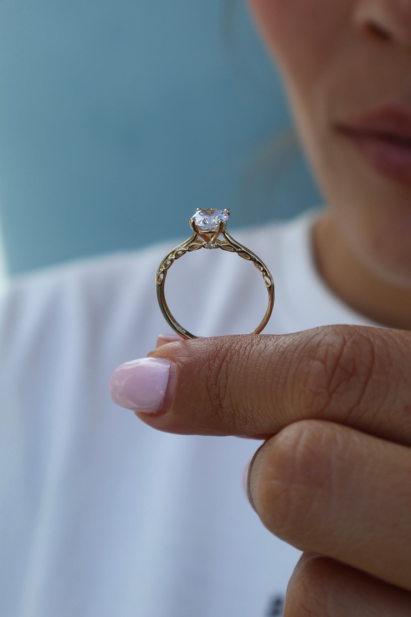 Anillo Julia Oro amarillo 14k con circonias