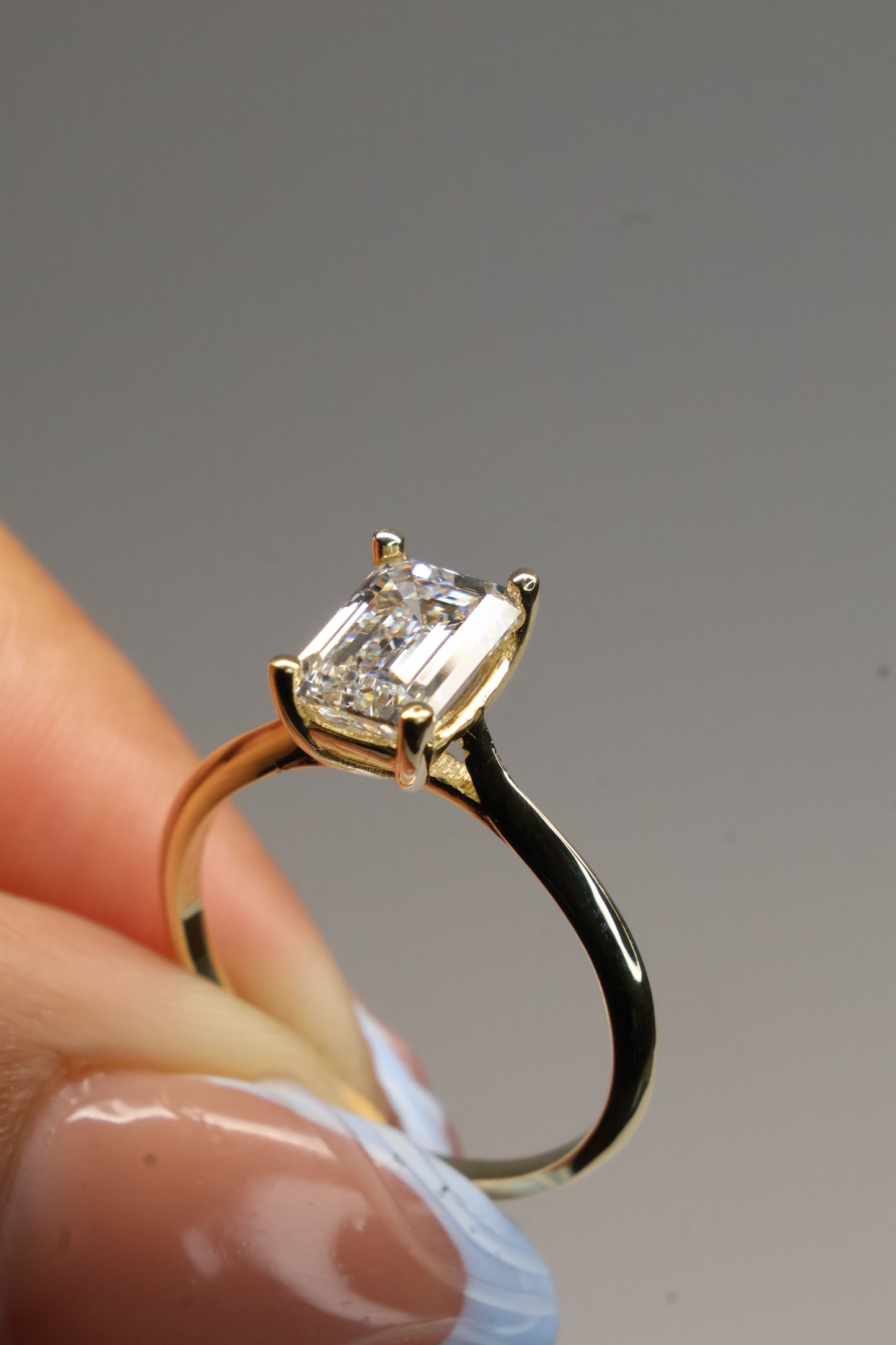 Anillo Andromeda en Oro Amarillo 14k con Diamante de Laboratorio 1.91 ct | IGI