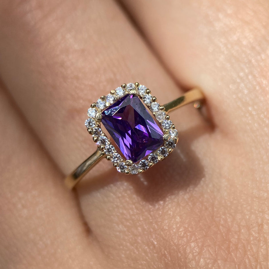 Anillo de compromiso en oro