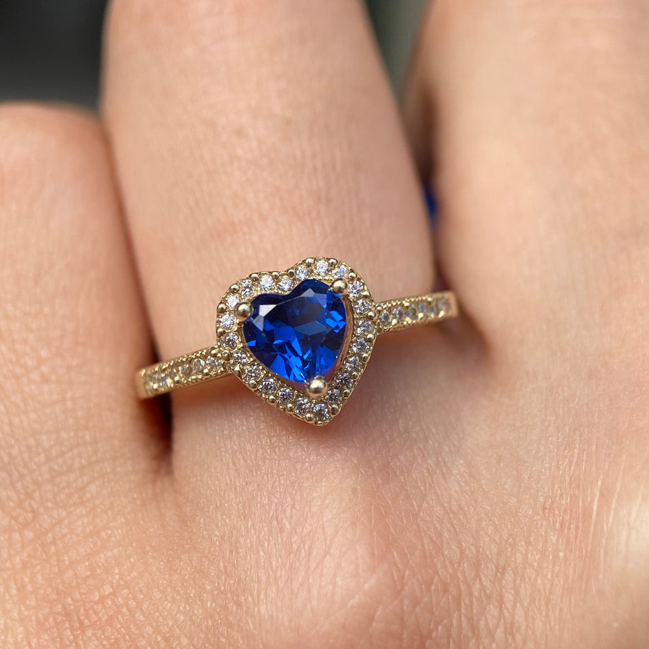 Anillo de compromiso en oro