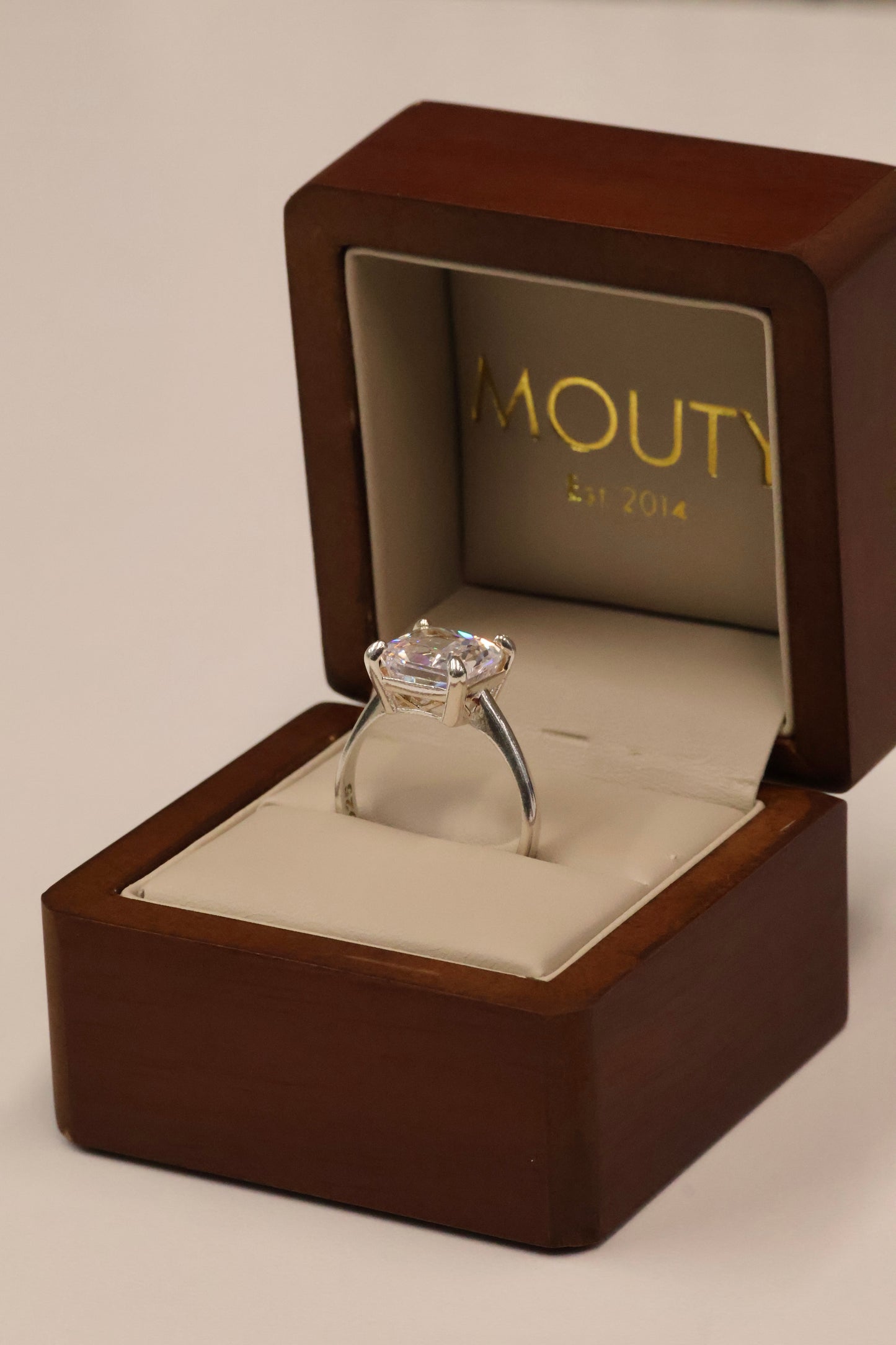 Anillo Marella en oro