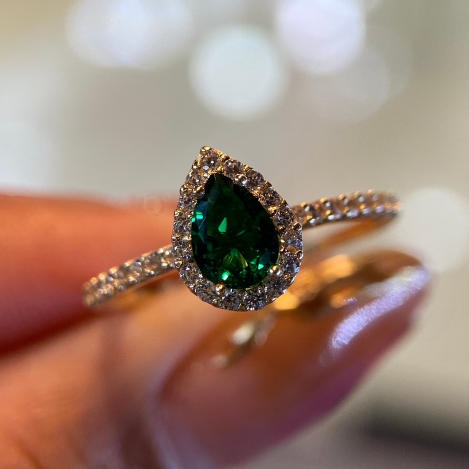 Anillo de compromiso en oro