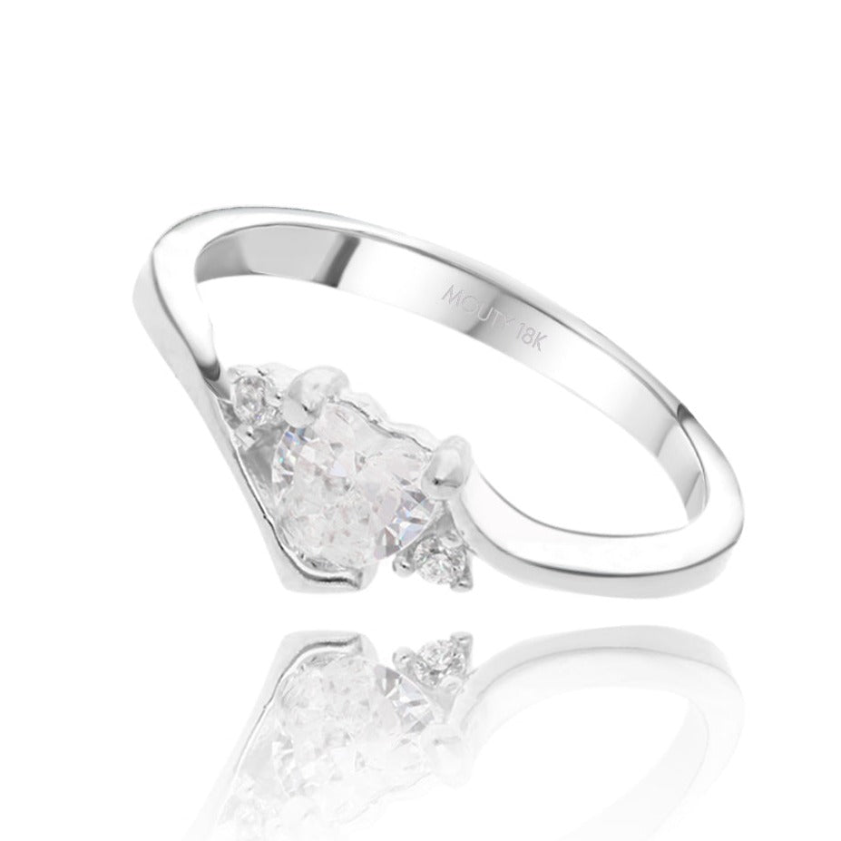 Alice ring in 10k yellow gold with zircons