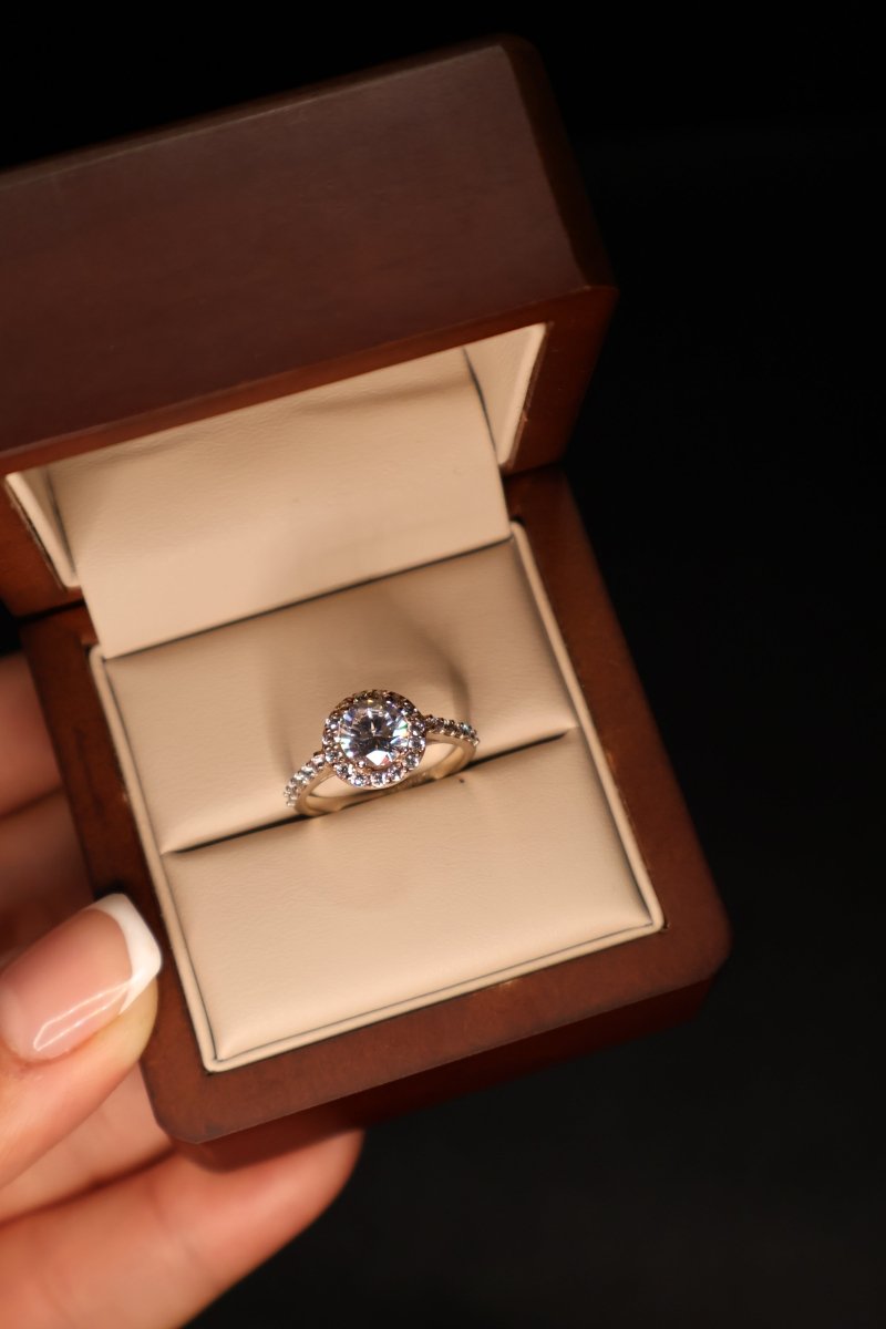 Anillo Adelaide en oro blanco 14k con circonias - Mouty Joyería