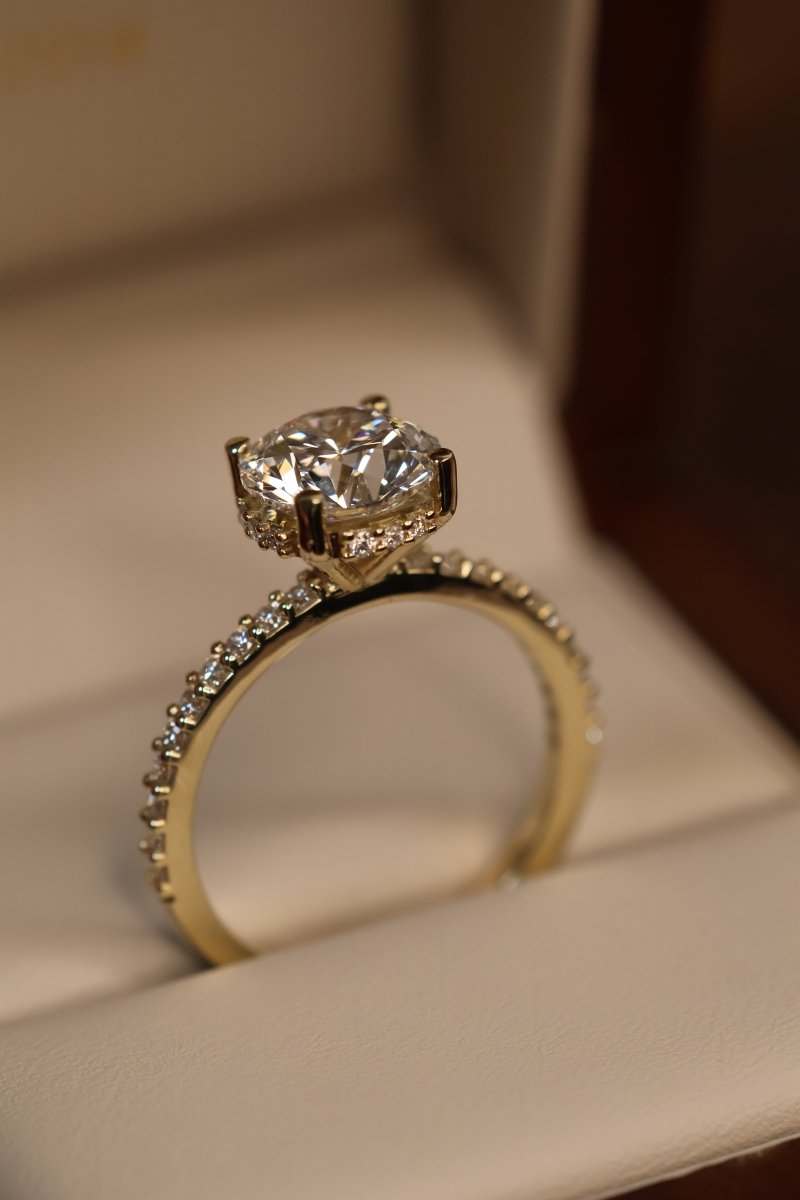 Anillo Catherine en Oro 2.50 ct - Mouty Joyería