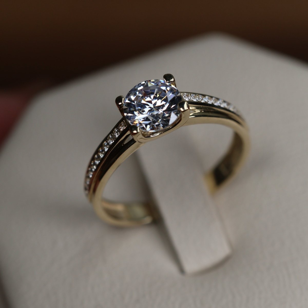 Anillo Criso en Oro 1.00 ct - Mouty Joyería