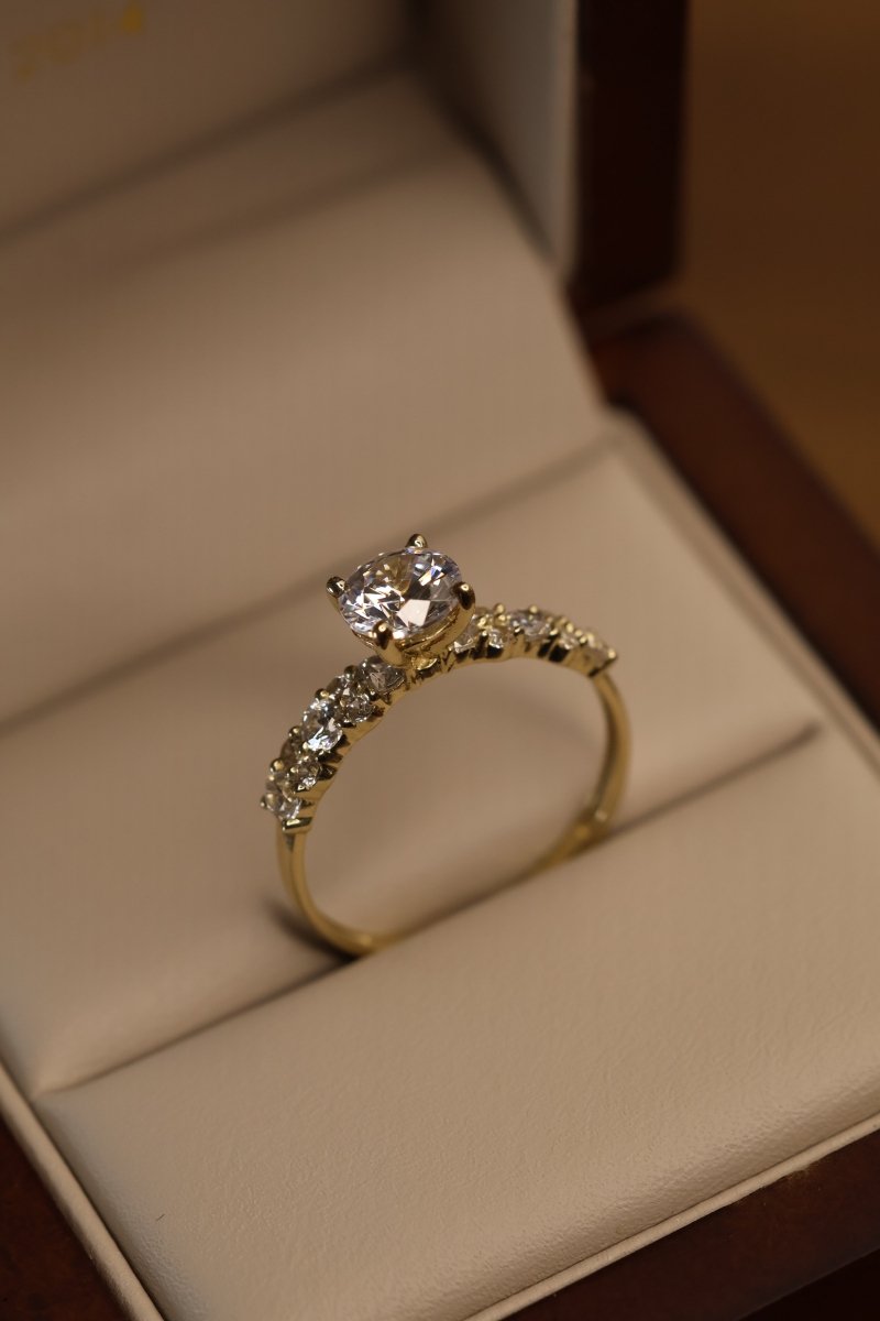 Anillo Danna en Oro 1.00 ct - Mouty Joyería