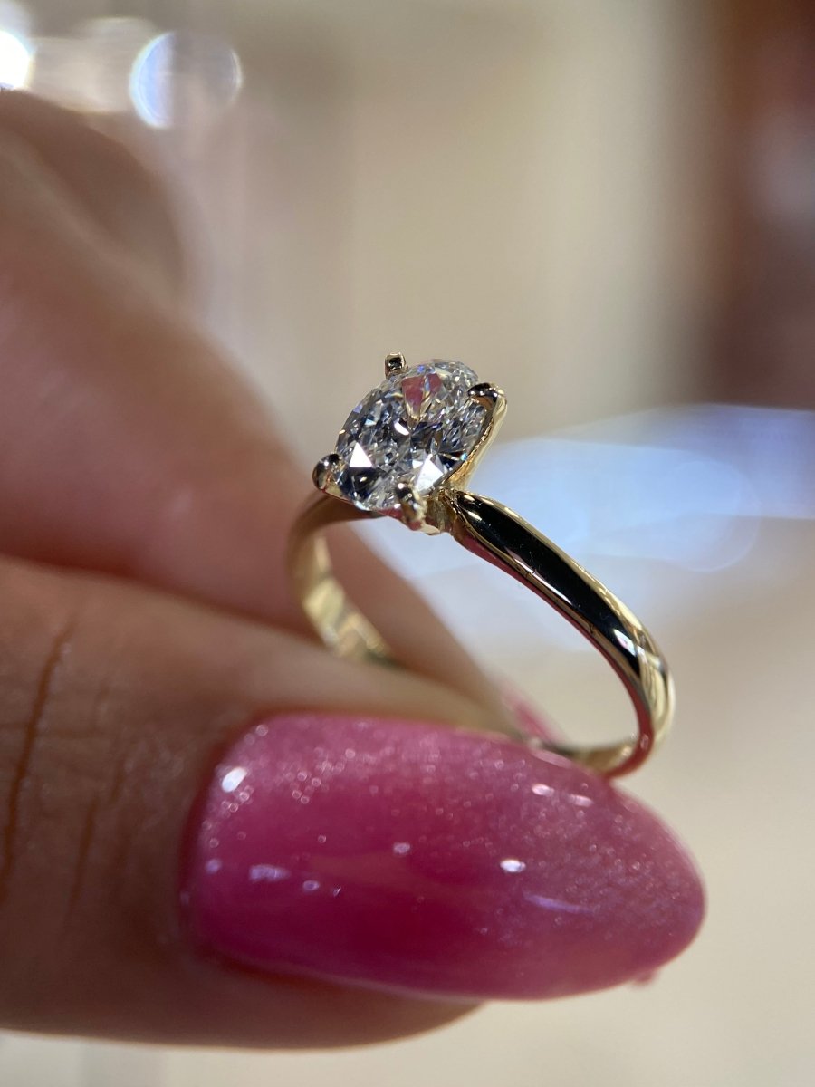 Anillo Emily solitario en oro 1.00 ct - Mouty Joyería