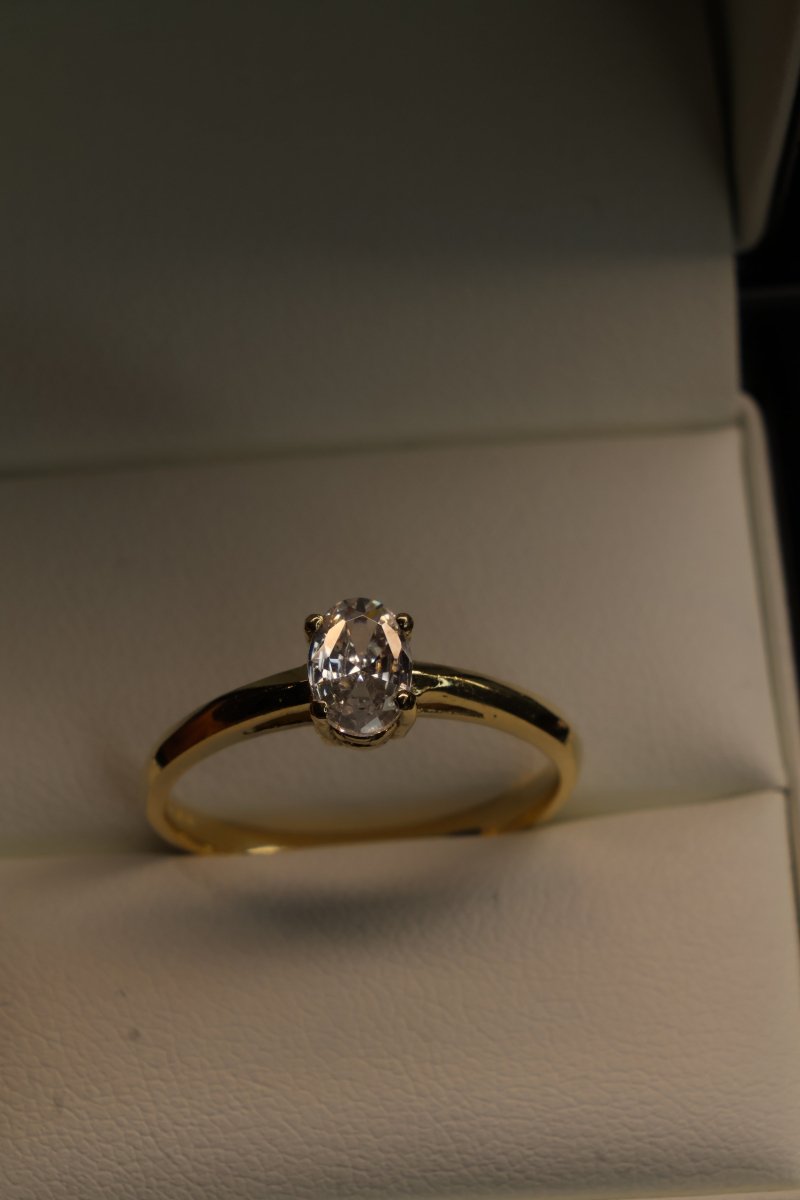 Anillo en Oro Amarillo 10k con Circonia Mod.15954 - Mouty Joyería