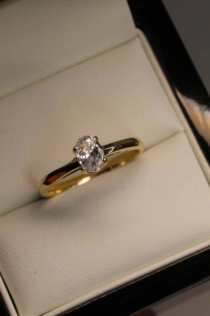 Anillo en Oro Amarillo 10k con Circonia Mod.15954 - Mouty Joyería