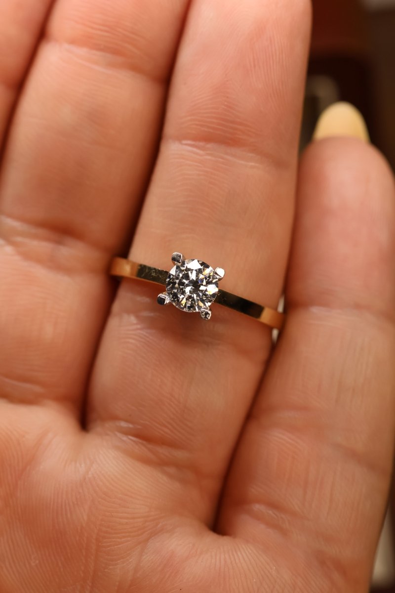 Anillo en Oro Amarillo 14k con Circonia Mod.15843 - Mouty Joyería