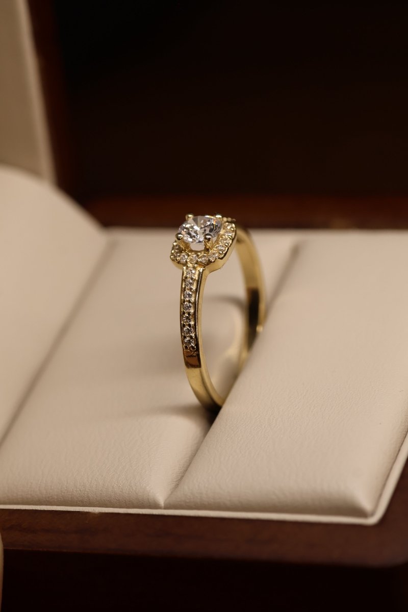 Anillo en Oro Amarillo 14k Con Circonia Mod.15867 - Mouty Joyería