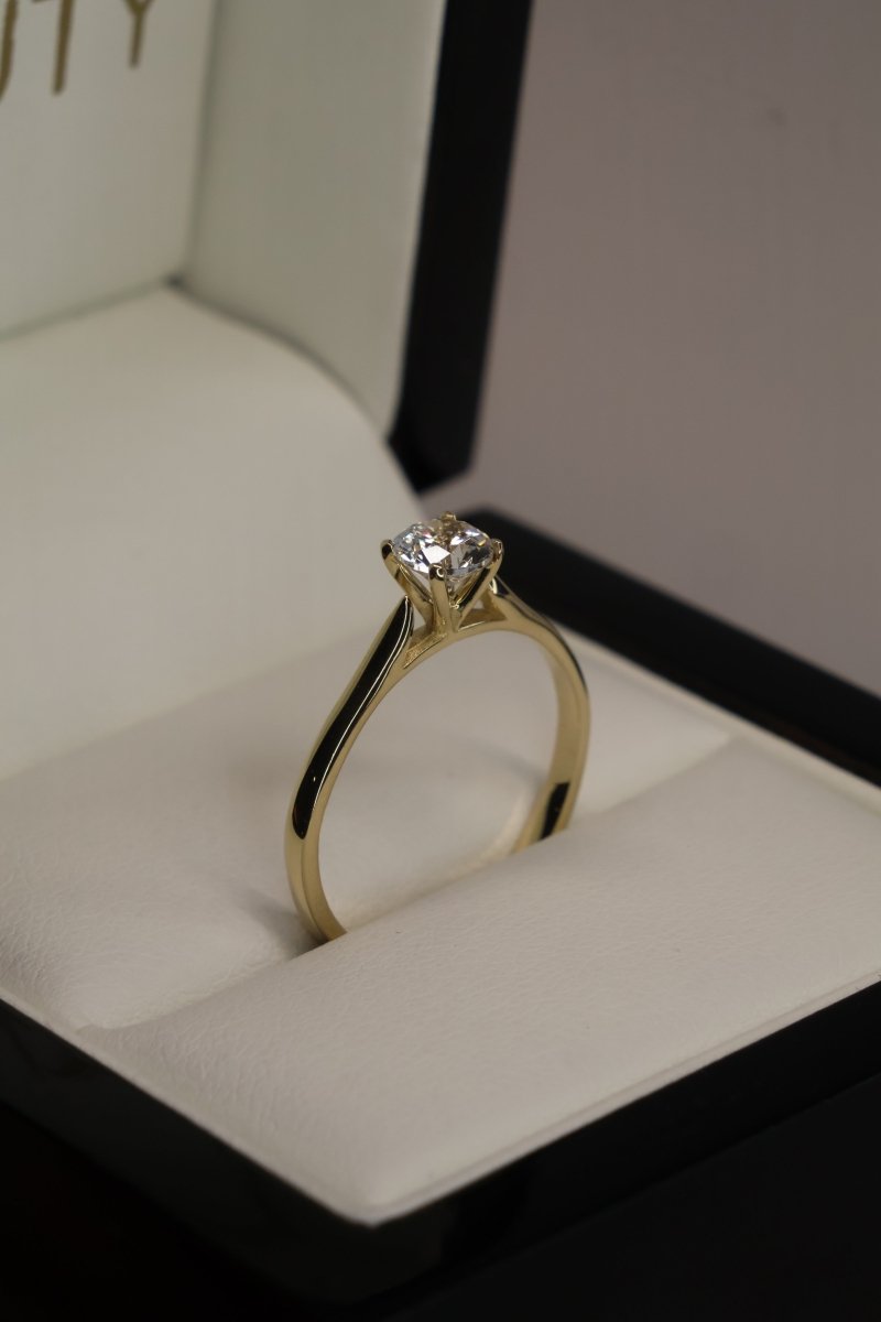 Anillo en Oro Amarillo 14k con Circonia Mod.15958 - Mouty Joyería