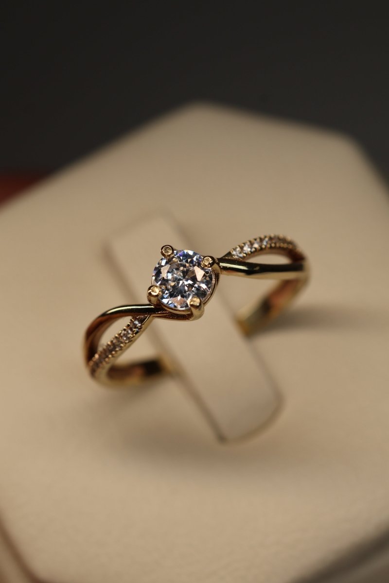 Anillo Ethernel en oro 0.47 ct - Mouty Joyería