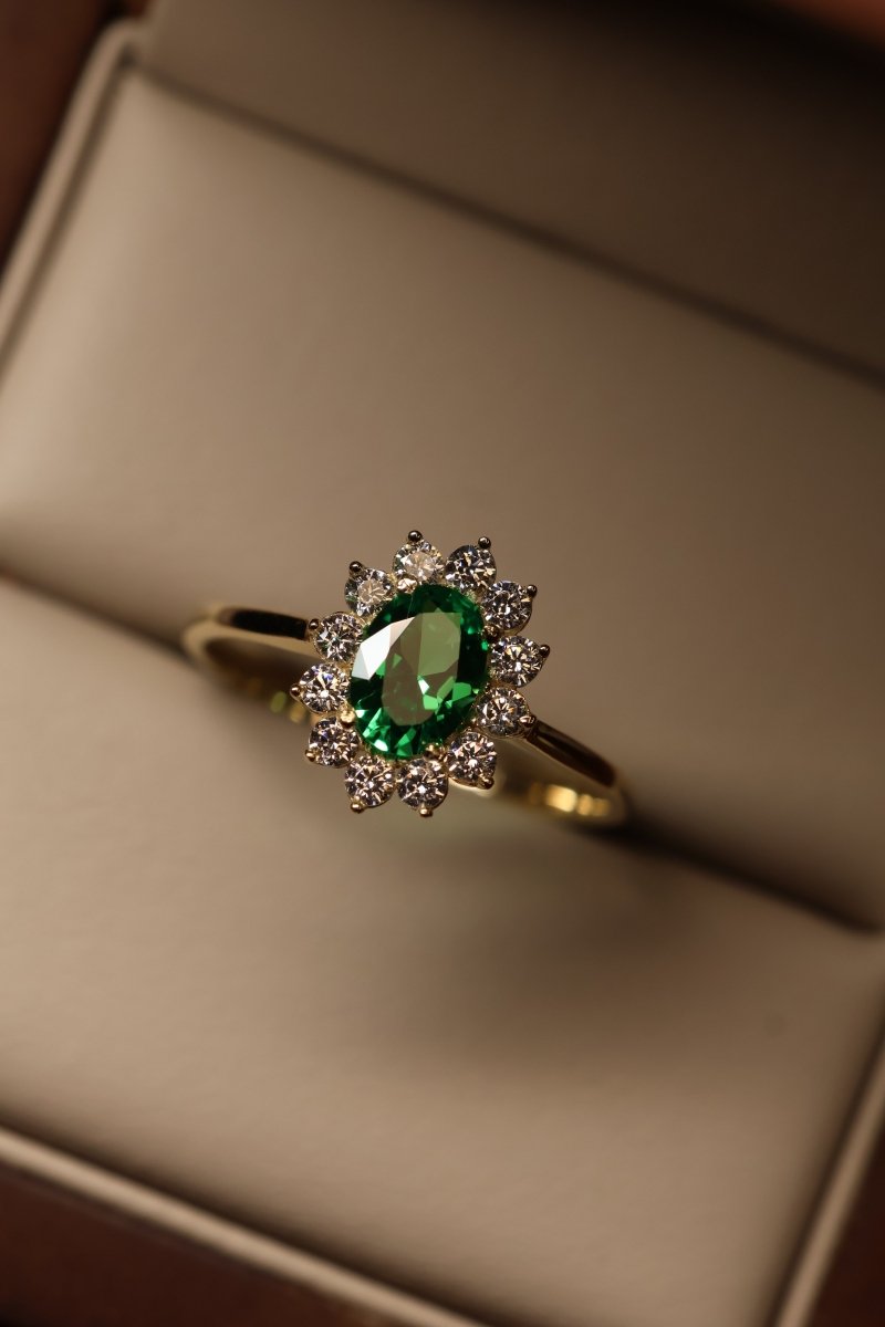 Anillo Flore en Oro Amarillo 14k con Circonia - Mouty Joyería