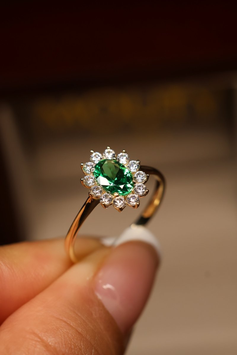 Anillo Flore en Oro Amarillo 14k con Circonia - Mouty Joyería