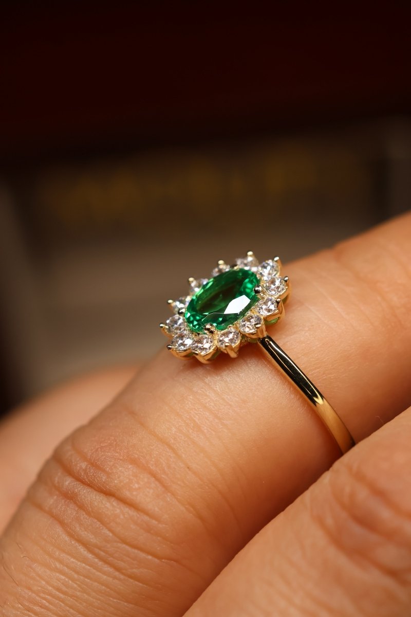 Anillo Flore en Oro Amarillo 14k con Circonia - Mouty Joyería