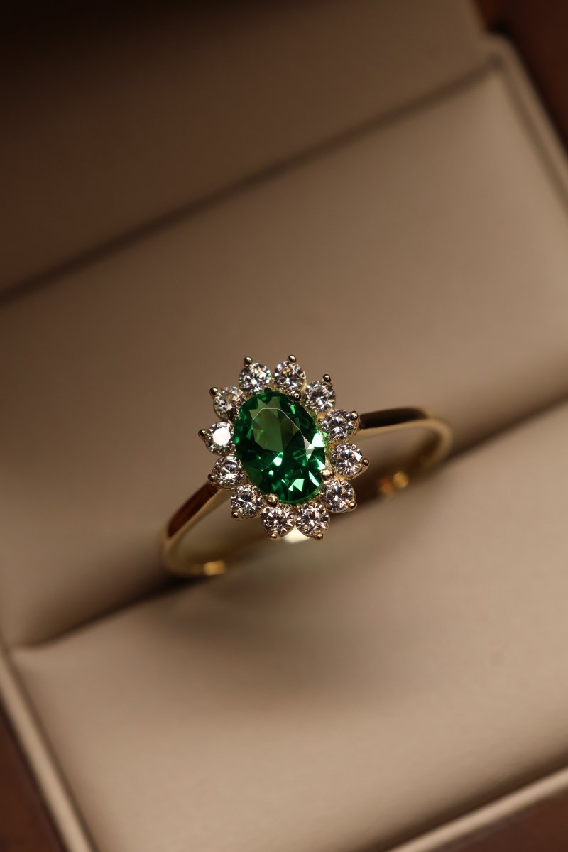 Anillo Flore en Oro Amarillo 14k con Circonia - Mouty Joyería