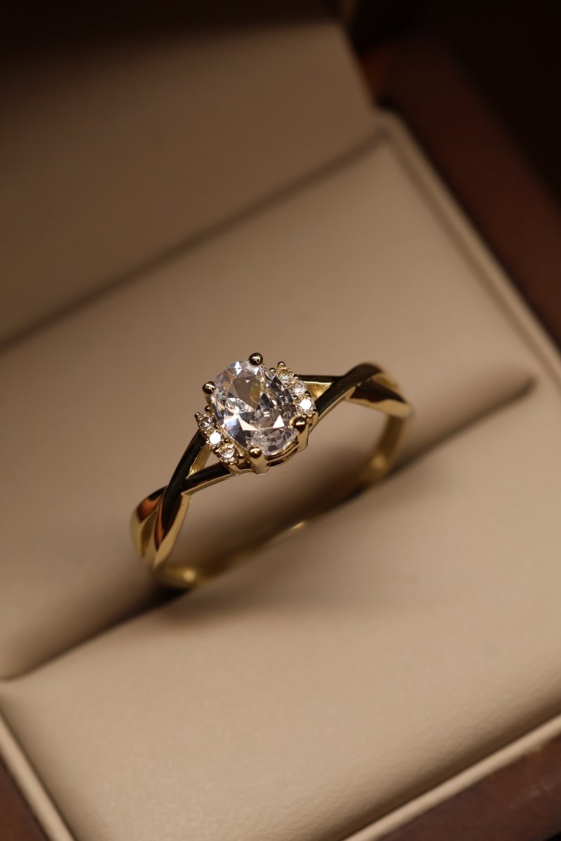 Anillo Gala en Oro - Mouty Joyería