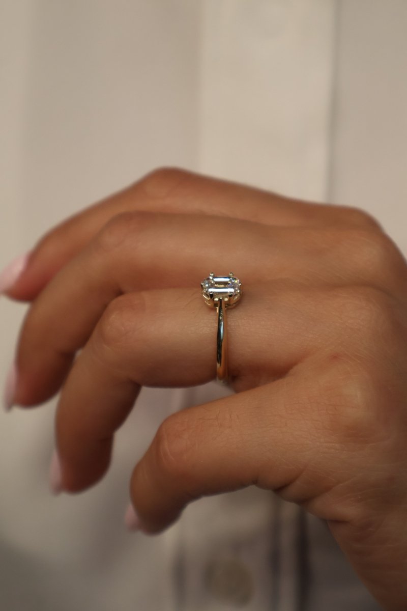 Anillo Lune Oro Amarillo 14K con Diamante de Laboratorio de 1.04ct | IGI - Mouty Joyería