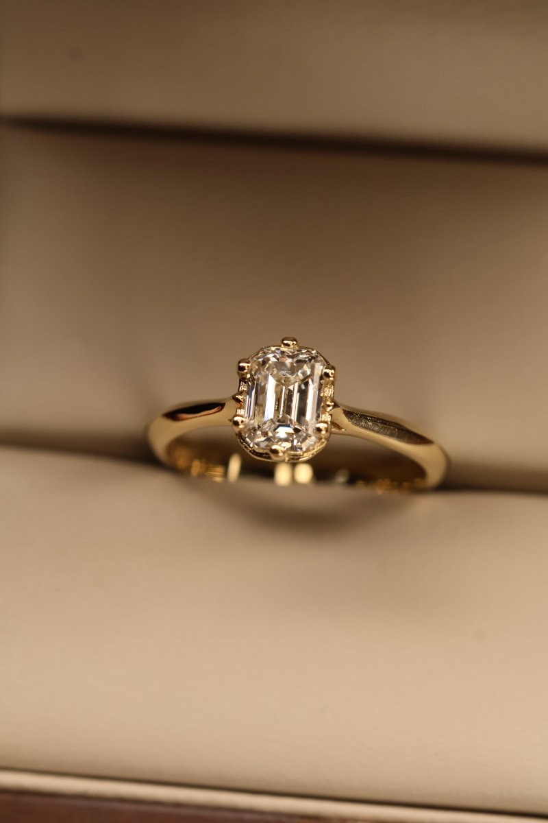 Anillo Lune Oro Amarillo 14K con Diamante de Laboratorio de 1.04ct | IGI - Mouty Joyería