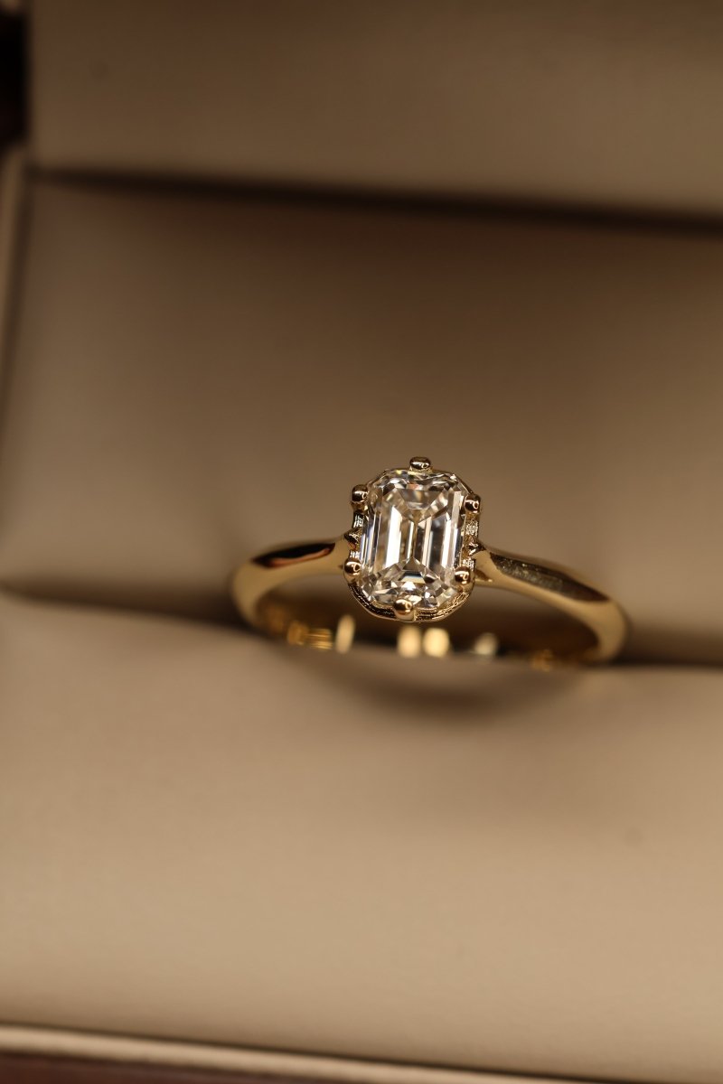 Anillo Lune Oro Amarillo 14K con Diamante de Laboratorio de 1.04ct | IGI - Mouty Joyería