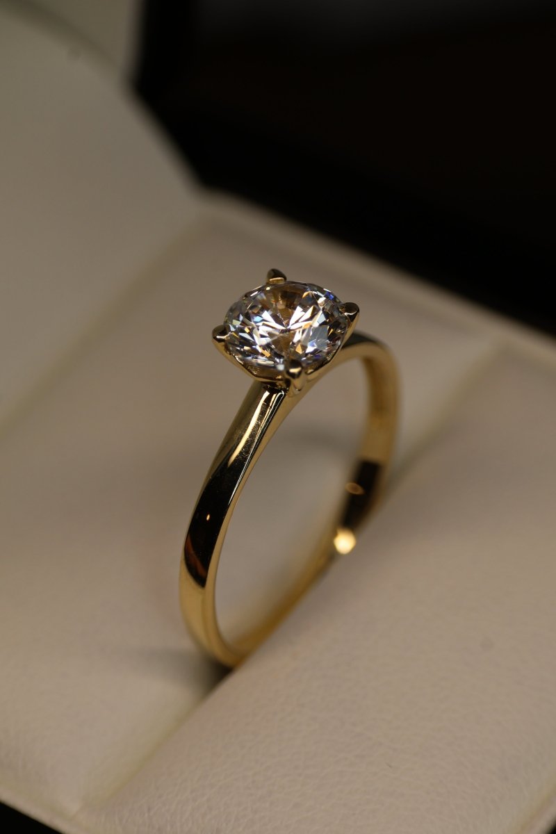 Anillo Mia en Oro 1.00 ct - Mouty Joyería