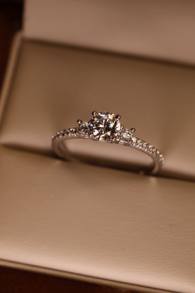 Anillo Saturno en Oro - Mouty Joyería