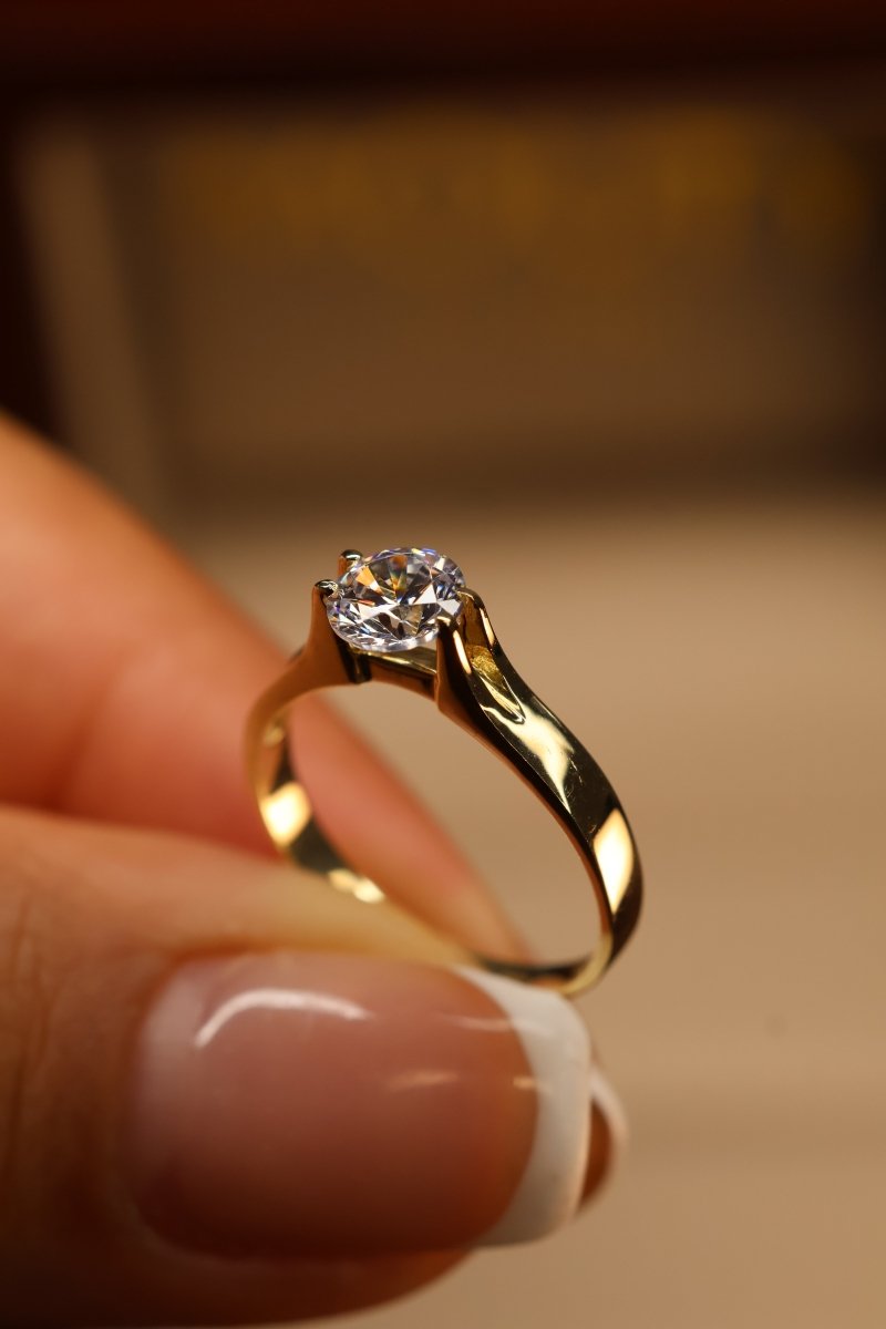 Anillo Venus en Oro - Mouty Joyería