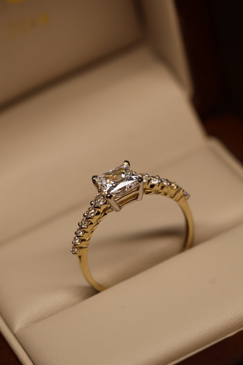 Anillo Violeta en Oro - Mouty Joyería