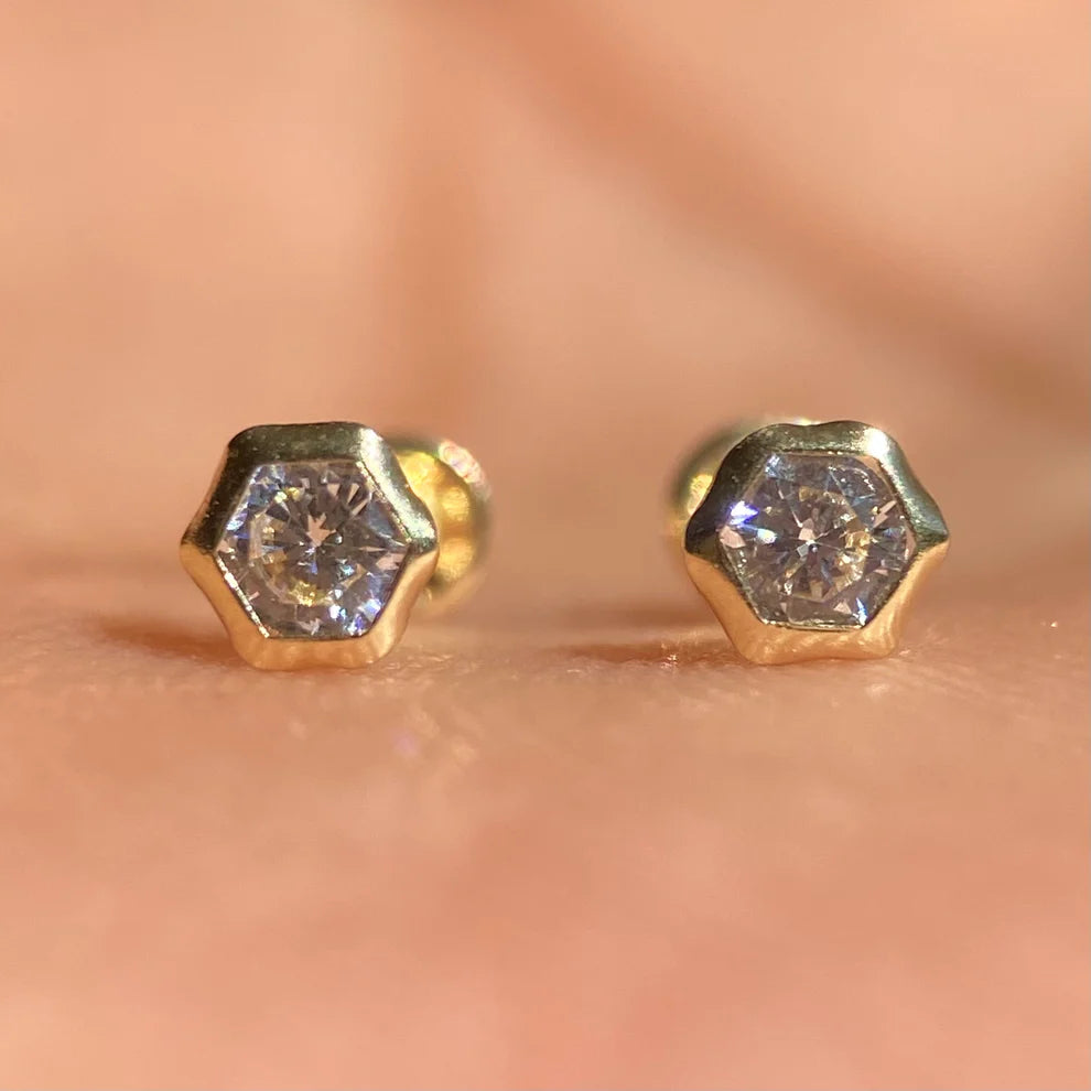 Broqueles Hexagono Bisel en Oro Amarillo 10k con Circonia Cod.BRO290 3.5mm