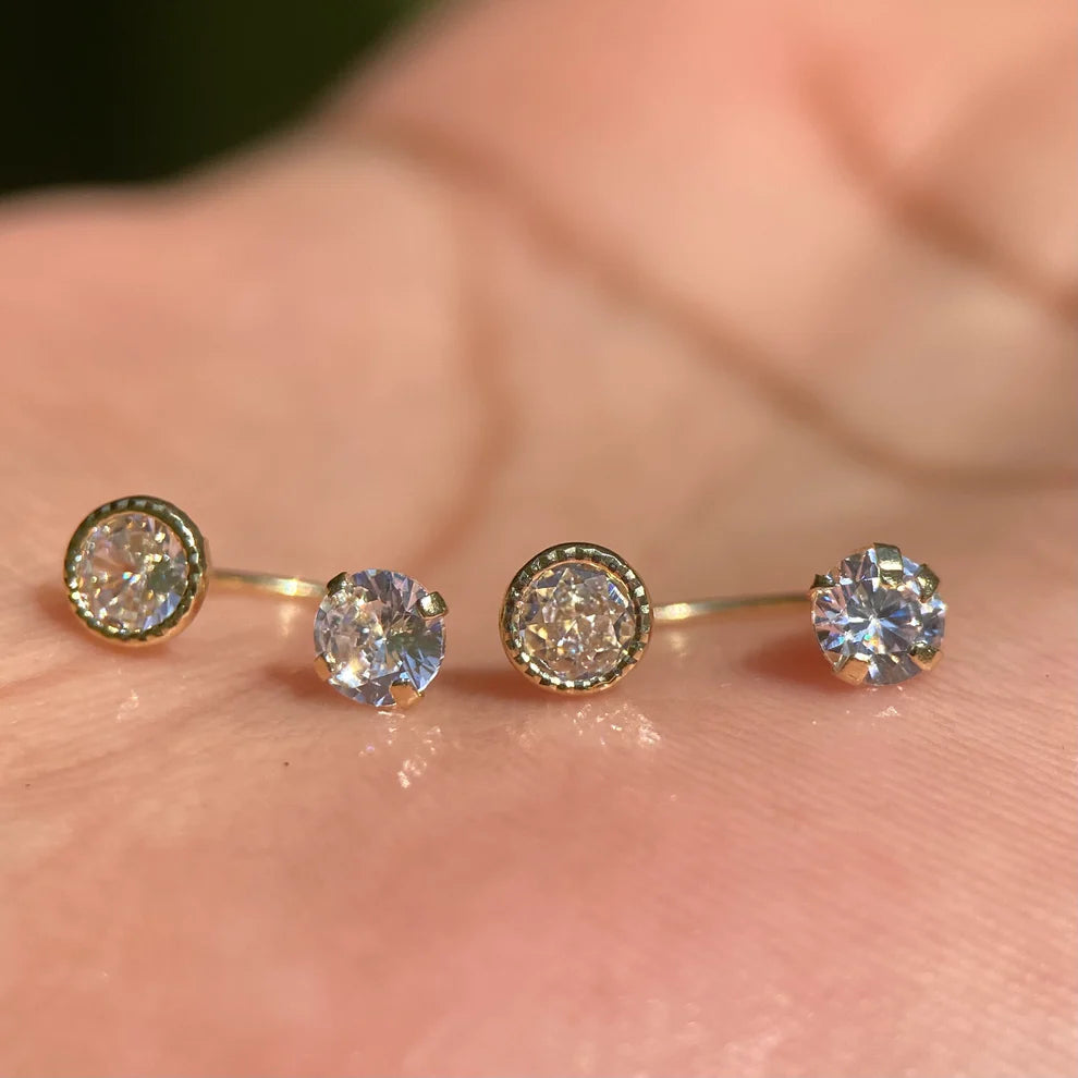 Broqueles Telefono  con Circonia en Oro Amarillo 14k Cod. BO0528