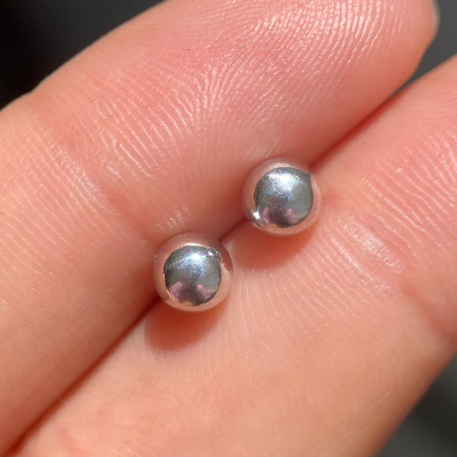 Broquel Dormilona en Oro Blanco 14k Cod.BO030