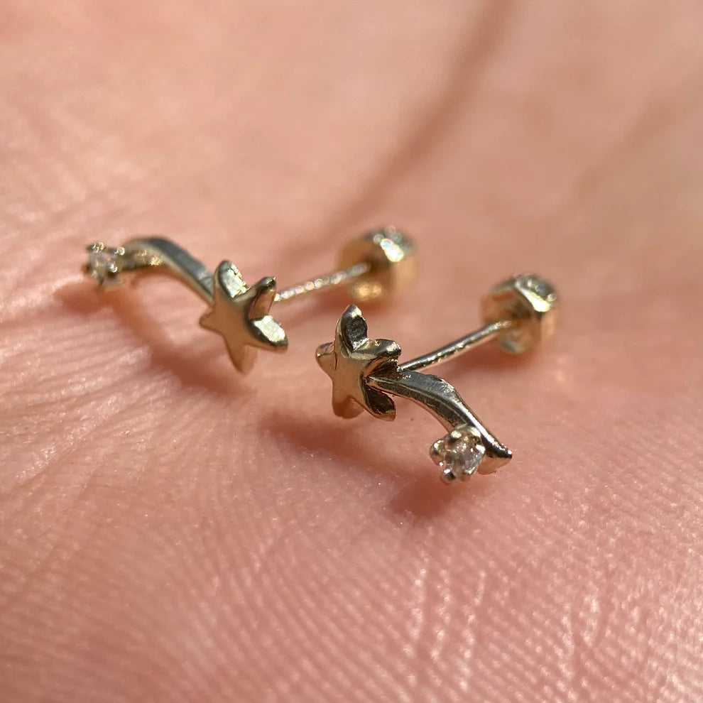 Broqueles Estrella Fugas en Oro Amarillo 14k con Circonia Cod.BO055