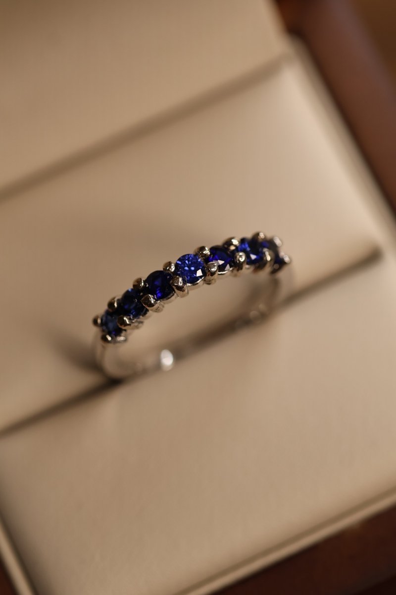 Media Churumbela en Oro Blanco 14k con Zafiros Azul Rey Mod.15950 Talla - 6 - Mouty Joyería