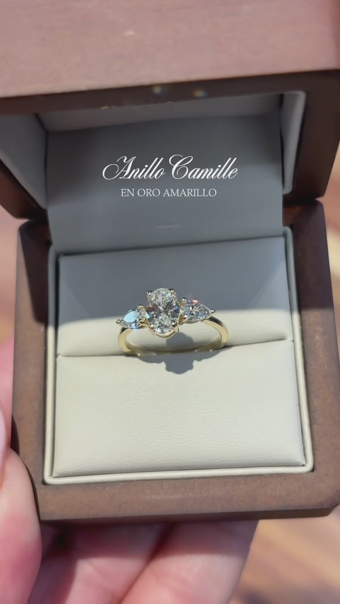 Camille en oro 1.00 ct