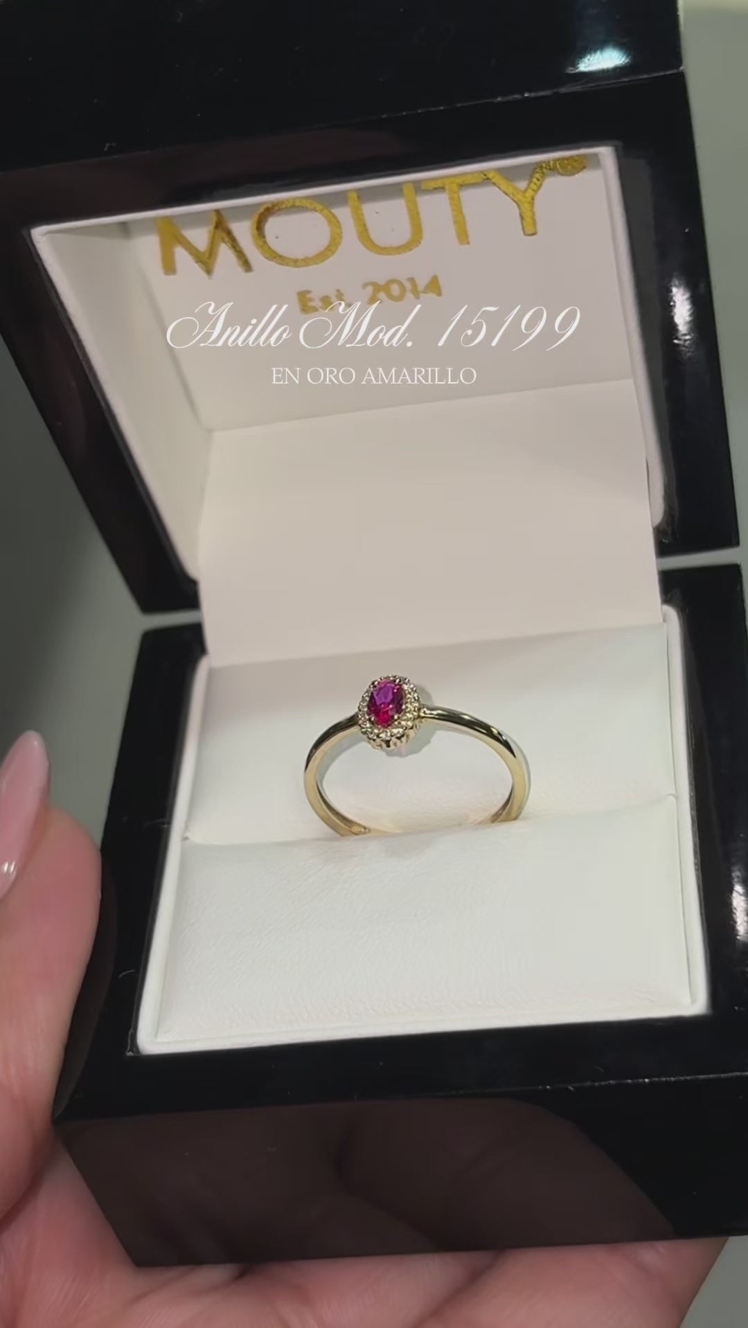 Anillo en Oro Amarillo 10k con Circonias Mod. 15199