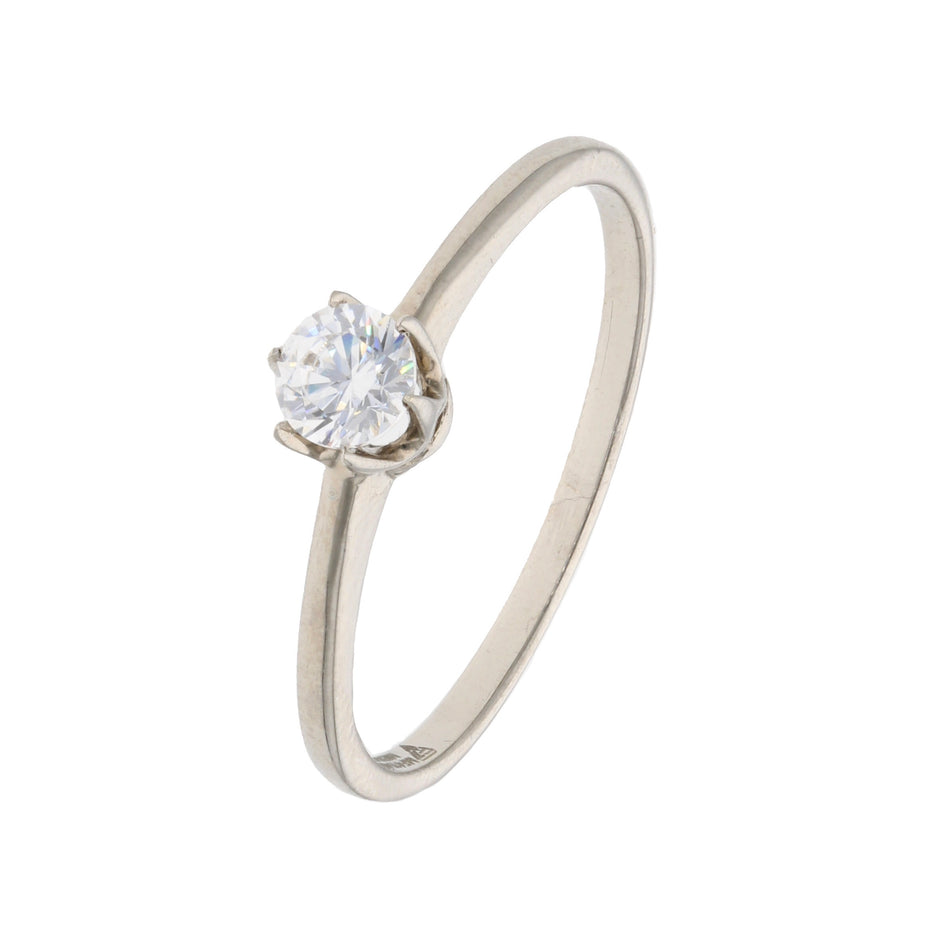 Anillo de compromiso en oro